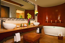 Secrets Puerto Los Cabos Golf & Spa Resort