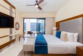Villa La Valencia Beach Resort & Spa Los Cabos