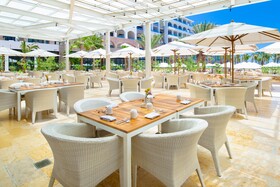 Villa La Valencia Beach Resort & Spa Los Cabos