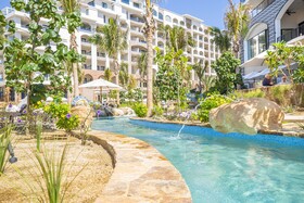 Villa La Valencia Beach Resort & Spa Los Cabos