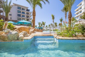 Villa La Valencia Beach Resort & Spa Los Cabos