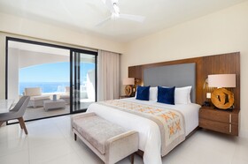 Villa La Valencia Beach Resort & Spa Los Cabos