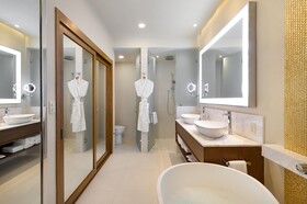 Villa La Valencia Beach Resort & Spa Los Cabos