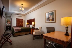 Hotel Hacienda Santana