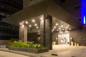 Holiday Inn Express & Suites Tijuana Otay