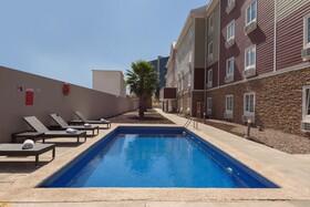 Hotel Extended Suites Tijuana Macroplaza