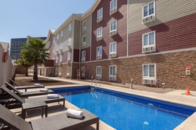 Hotel Extended Suites Tijuana Macroplaza