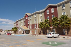Hotel Extended Suites Tijuana Macroplaza