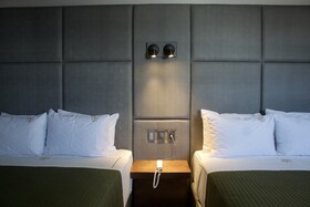 Hotel Grand One Plaza