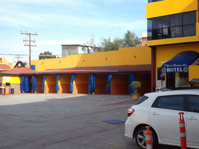 Hotel Villas de Santiago Inn