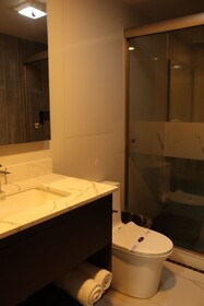Hotel West Plaza