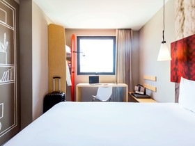 Ibis Tijuana Zona Rio