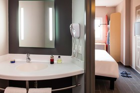 Ibis Tijuana Zona Rio