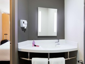 Ibis Tijuana Zona Rio