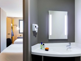 Ibis Tijuana Zona Rio