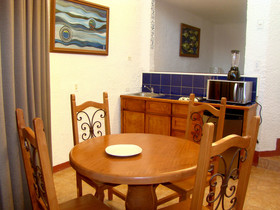 Puerto Nuevo Baja Hotel & Villas