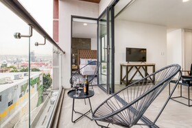 Uliv Revolución Tijuana