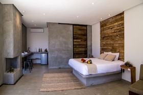 Chateaux Del Valle