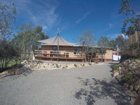 VinoPhiliac Bed & Breakfast