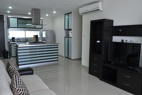 Quetzalcoatl Hotel & Suites Deluxe