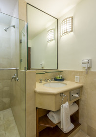 HS HOTSSON Hotel Tampico