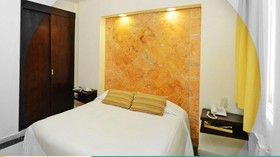 Angeles Suites Hotel