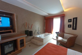 Artisan Family Hotels and Resorts Collection Playa Esmeralda