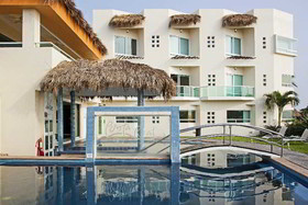Artisan Family Hotels and Resorts Collection Playa Esmeralda