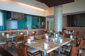 Artisan Family Hotels and Resorts Collection Playa Esmeralda