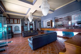 Hotel Candilejas