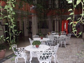 Hotel Kyrios