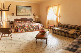 Hotel Kyrios