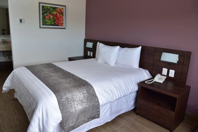 Lithio Hotel