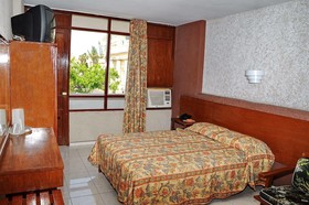 Oriente & Suites Hotel