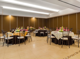 Yes Inn Hotel