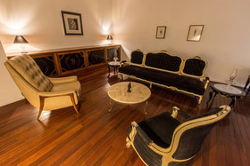 Casa Bruselas