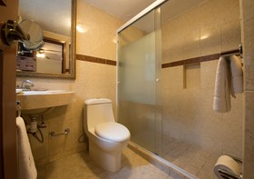 Del Marqués Hotel & Suites