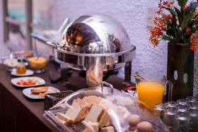 Del Marqués Hotel & Suites
