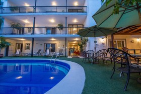 Del Marqués Hotel & Suites