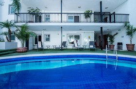 Del Marqués Hotel & Suites