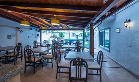Del Marqués Hotel & Suites