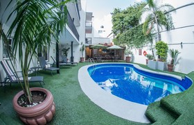 Del Marqués Hotel & Suites
