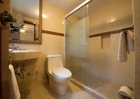 Del Marqués Hotel & Suites