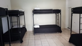 Grand Isitia Hostel