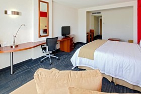 Holiday Inn Express Guadalajara Expo
