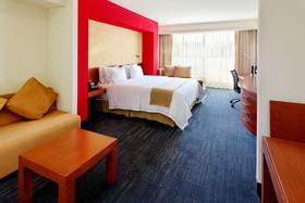 Holiday Inn Express Guadalajara Expo