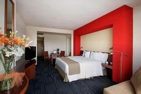 Holiday Inn Express Guadalajara Expo