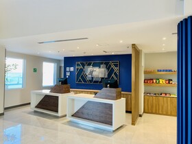 Holiday Inn Express Guadalajara Vallarta Poniente