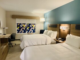 Holiday Inn Express Guadalajara Vallarta Poniente