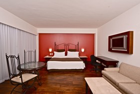 Holiday Inn Hotel & Suites Guadalajara Centro Historico